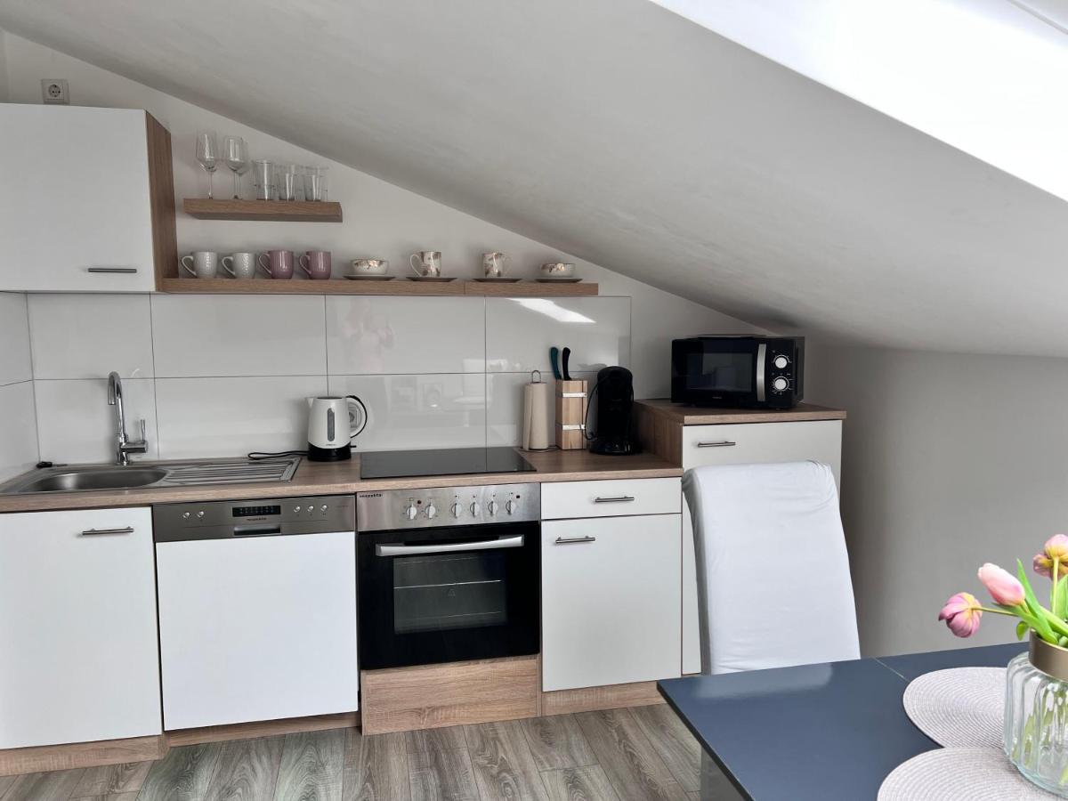 Prime Host Apartments คาร์ลสรูเฮอ ภายนอก รูปภาพ