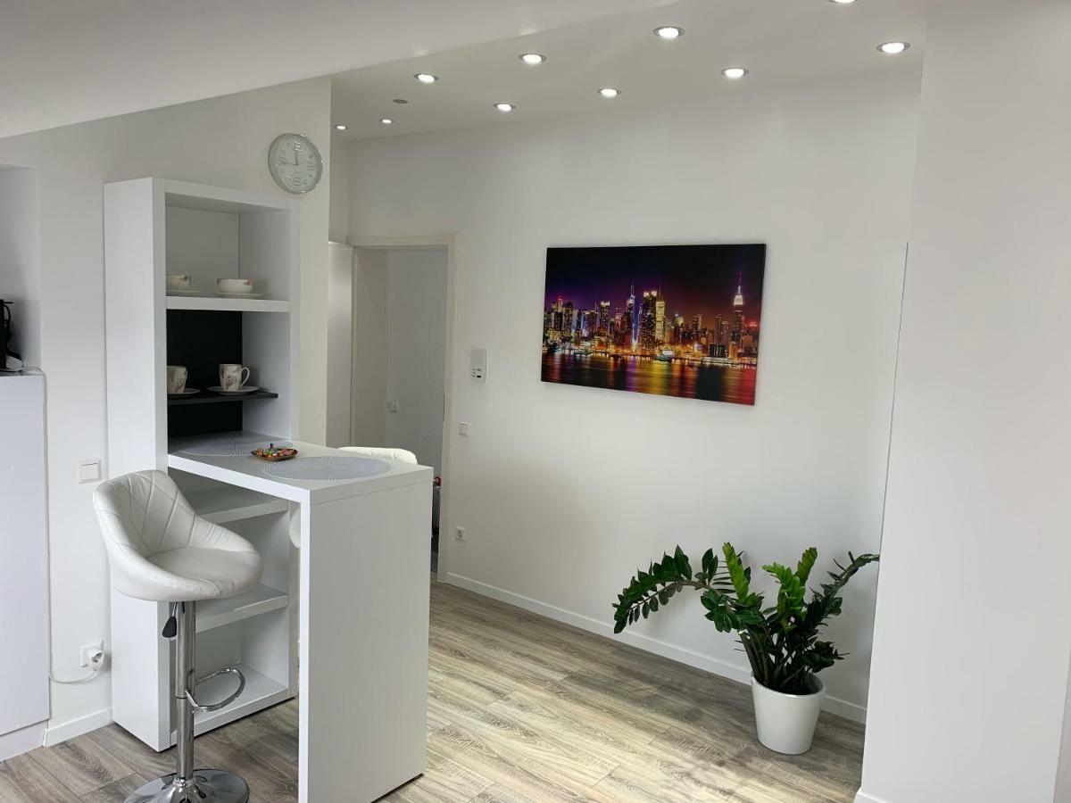 Prime Host Apartments คาร์ลสรูเฮอ ภายนอก รูปภาพ